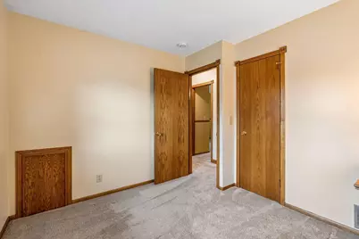 10424 Zion Street NW, Coon Rapids, MN 55433 - Photo 18