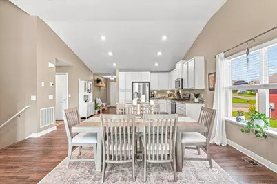 4539 Cobalt Lane, Woodbury, MN 55129 - Photo 16