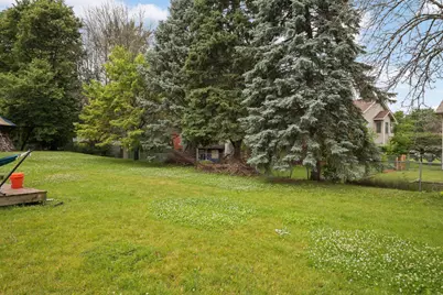 2432 Henslow Court N, Oakdale, MN 55128 - Photo 28
