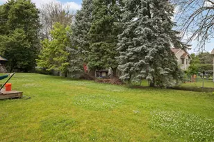 2432 Henslow Ct N, Oakdale, MN 55128 - Photo 28