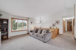 1512 Pond View Ct, Cologne, MN 55322 - Photo 6