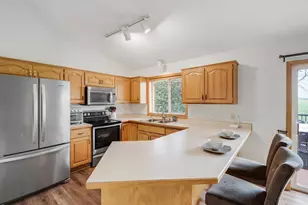 1512 Pond View Ct, Cologne, MN 55322 - Photo 8