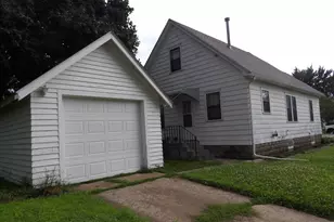 701 9th Ave SW, Austin, MN 55912 - Photo 2