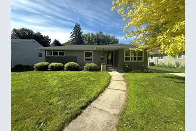 1002 Poplar Avenue, Marshall, MN 56258 - Photo 2