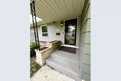 1002 Poplar Avenue, Marshall, MN 56258 - Photo 4
