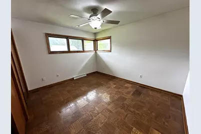 1002 Poplar Avenue, Marshall, MN 56258 - Photo 12
