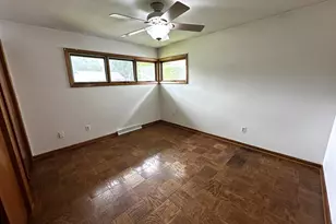1002 Poplar Ave, Marshall, MN 56258 - Photo 12