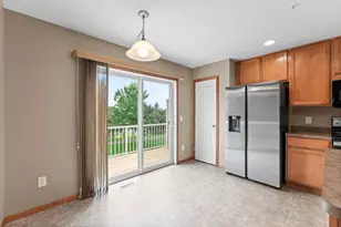 868 Ledgestone Dr, Mahtomedi, MN 55115 - Photo 14