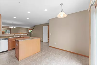 868 Ledgestone Drive, Mahtomedi, MN 55115 - Photo 18
