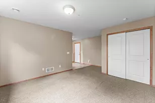 868 Ledgestone Dr, Mahtomedi, MN 55115 - Photo 38