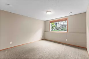 868 Ledgestone Dr, Mahtomedi, MN 55115 - Photo 38
