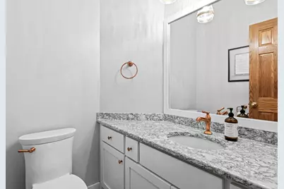 8441 W Lake Drive, Chanhassen, MN 55317 - Photo 22