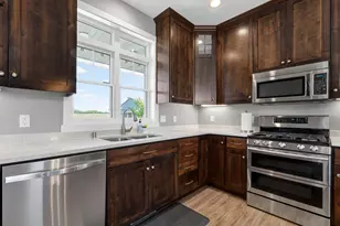 5490 Collegeview Rd E, Rochester, MN 55904 - Photo 18