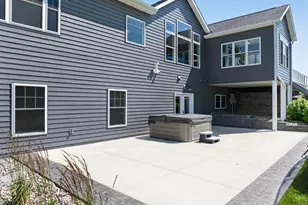 5490 Collegeview Rd E, Rochester, MN 55904 - Photo 14