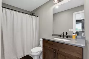 5490 Collegeview Rd E, Rochester, MN 55904 - Photo 58