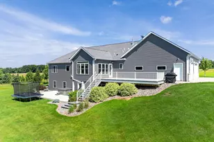5490 Collegeview Rd E, Rochester, MN 55904 - Photo 12