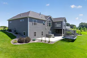 5490 Collegeview Rd E, Rochester, MN 55904 - Photo 12