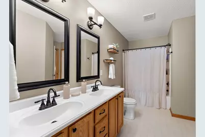 8598 Quarry Ridge Lane #H, Woodbury, MN 55125 - Photo 14