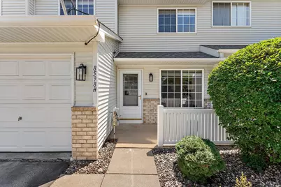 8598 Quarry Ridge Lane #H, Woodbury, MN 55125 - Photo 2