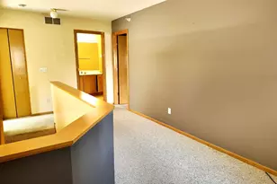 9410 Marshall Rd, Eden Prairie, MN 55347 - Photo 10