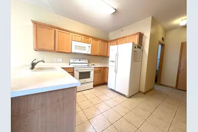 9410 Marshall Road, Eden Prairie, MN 55347 - Photo 6