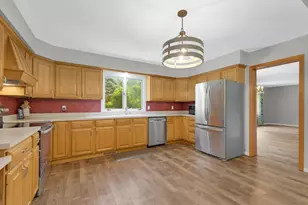 13513 Colfax Ave S, Burnsville, MN 55337 - Photo 16