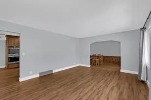 8440 208th St W, Lakeville, MN 55044 - Photo 18