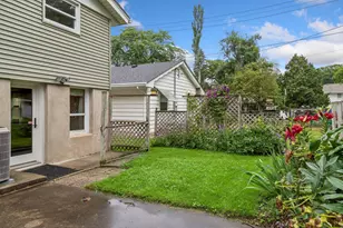 609 Mill St, Excelsior, MN 55331 - Photo 32