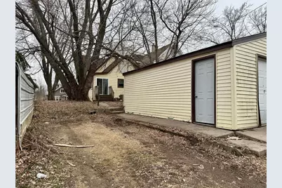 869 Lawson Avenue E, Saint Paul, MN 55106 - Photo 30