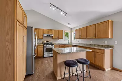3963 Bailey Ridge Draw, Woodbury, MN 55125 - Photo 6