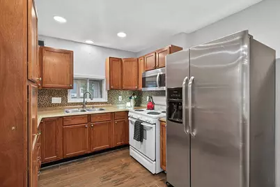 568 Western Avenue N, Saint Paul, MN 55103 - Photo 14
