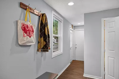 568 Western Avenue N, Saint Paul, MN 55103 - Photo 12