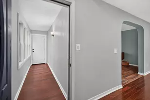 568 Western Ave N, Saint Paul, MN 55103 - Photo 2