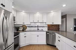 162 College Ave W, Saint Paul, MN 55102 - Photo 14