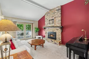 436 Rice Creek Blvd NE, Fridley, MN 55432 - Photo 4