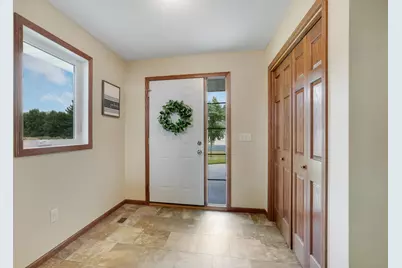 1108 Mulberry Avenue NE, Montgomery, MN 56069 - Photo 4
