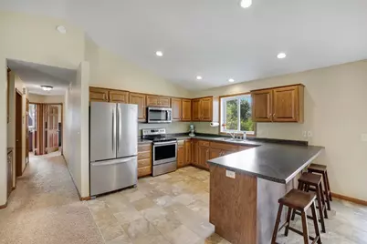 1108 Mulberry Avenue NE, Montgomery, MN 56069 - Photo 8