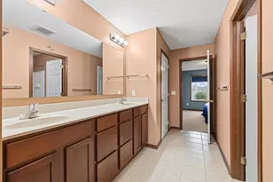 2061 Winterberry Ln, Shakopee, MN 55379 - Photo 32