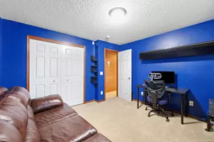 2061 Winterberry Ln, Shakopee, MN 55379 - Photo 48