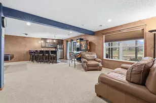 2061 Winterberry Ln, Shakopee, MN 55379 - Photo 44