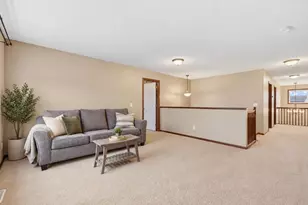 2061 Winterberry Ln, Shakopee, MN 55379 - Photo 16