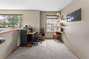2033 Poppy Dr, Chanhassen, MN 55317 - Photo 22