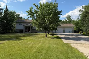 34063 310th St, Roseau, MN 56751 - Photo 8