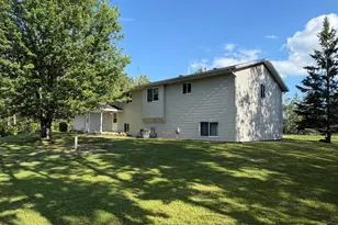 34063 310th St, Roseau, MN 56751 - Photo 4