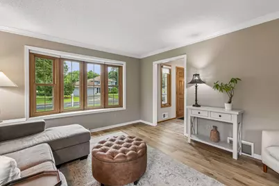 900 Nina Court, Mendota Heights, MN 55118 - Photo 10