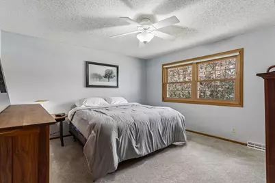 900 Nina Court, Mendota Heights, MN 55118 - Photo 32