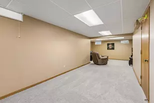 900 Nina Ct, Mendota Heights, MN 55118 - Photo 46