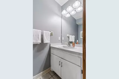 900 Nina Court, Mendota Heights, MN 55118 - Photo 30