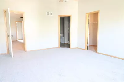332 Orendorff Way NE, Columbia Heights, MN 55421 - Photo 34