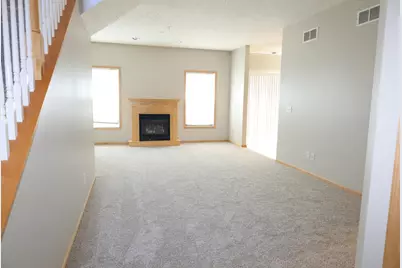332 Orendorff Way NE, Columbia Heights, MN 55421 - Photo 10